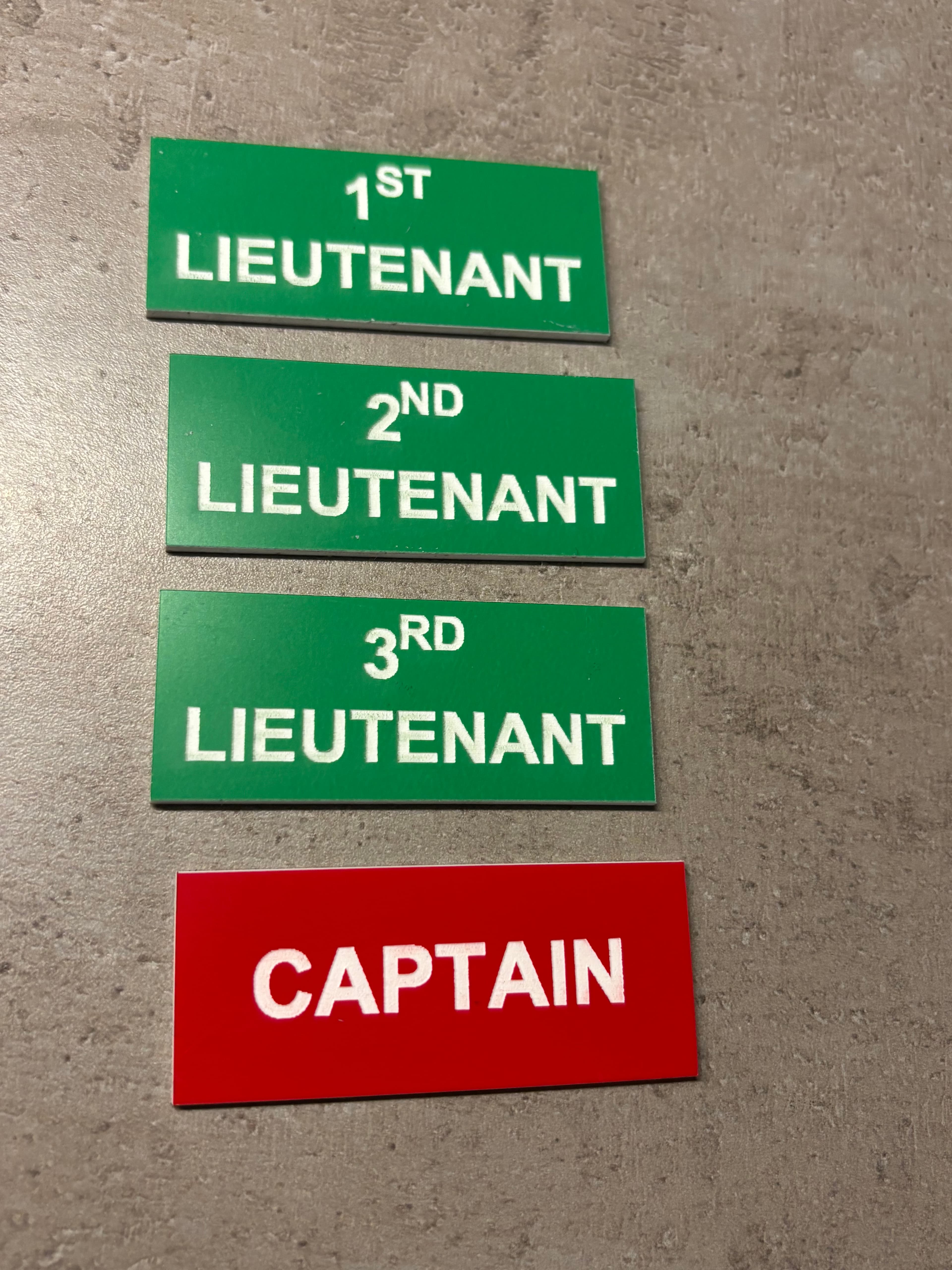 Multi-layer engraved traffolyte tags